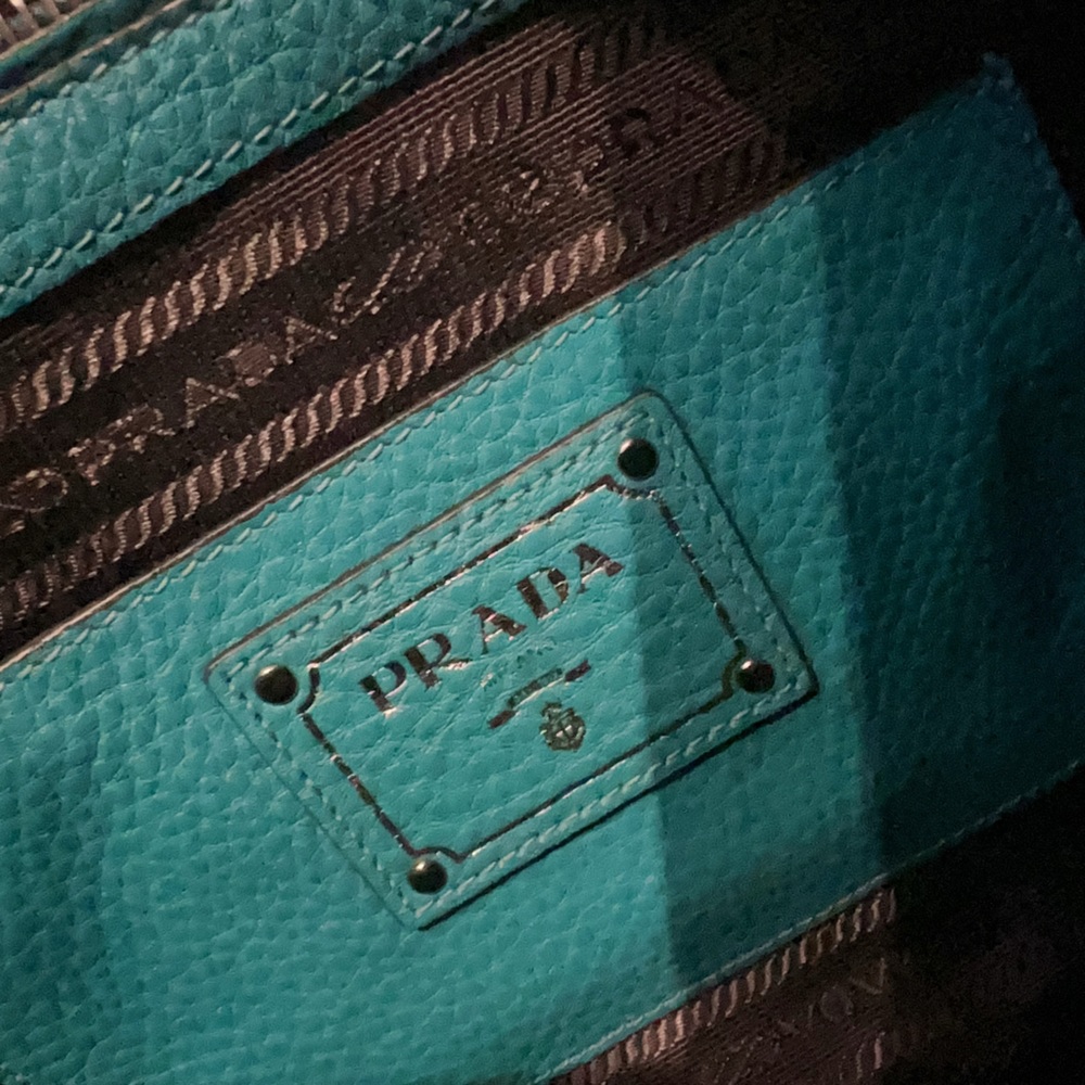 Prada bag - Picture 12 of 16